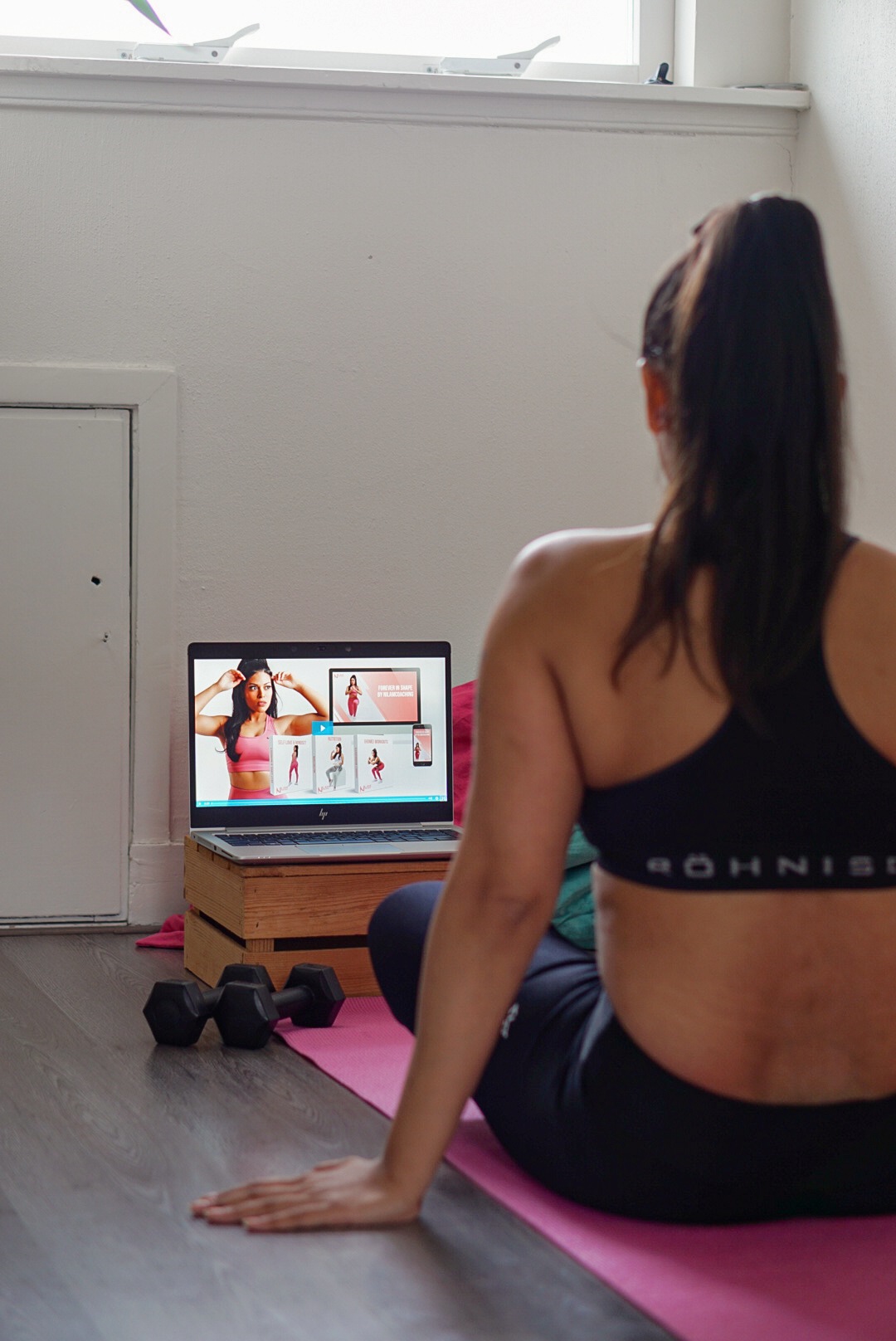 FOREVER IN SHAPE WITH AN ONLINE HEALTH COACH